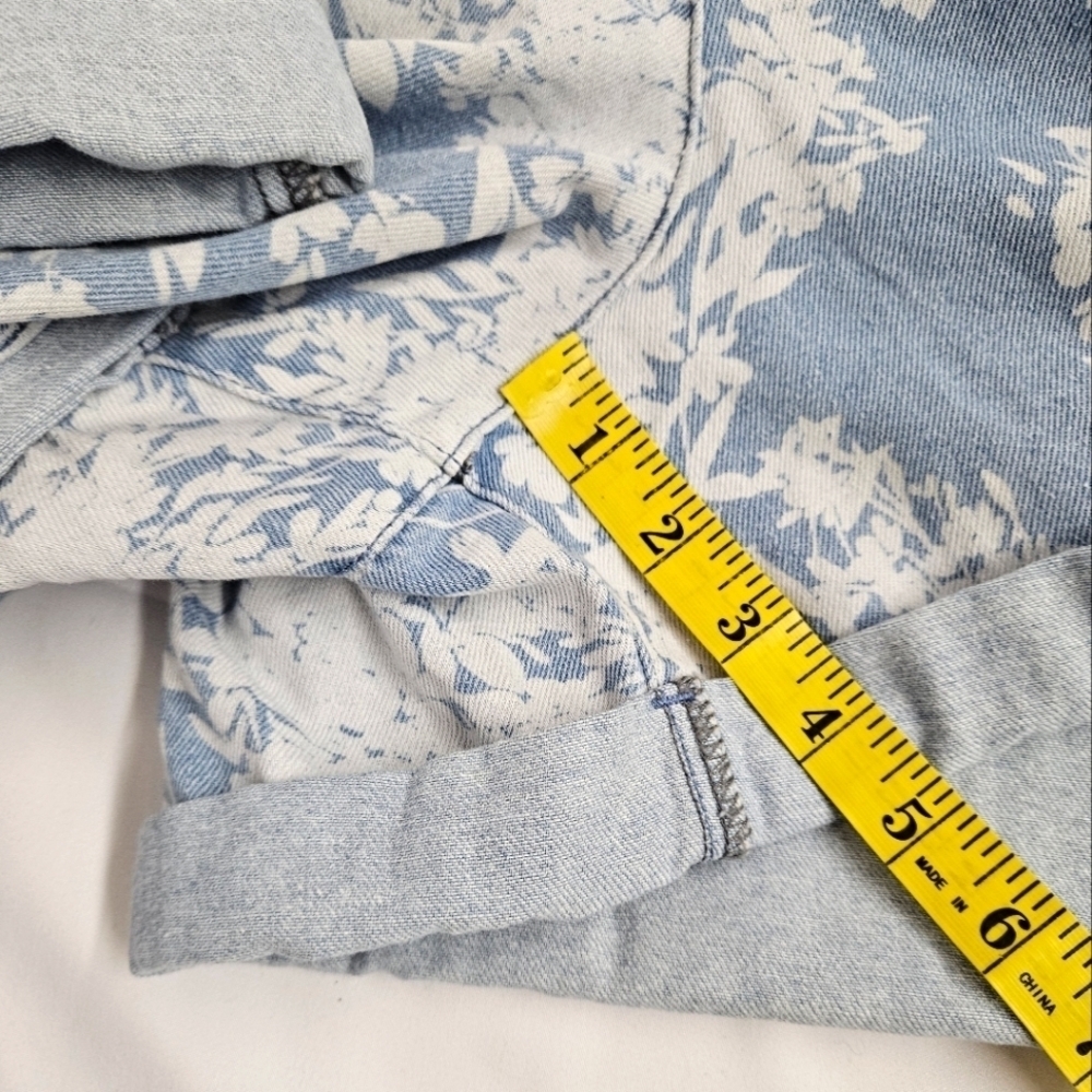 Eloquii Elements Floral Denim Romper In Blue And White Size 26 - Picture 13 of 13